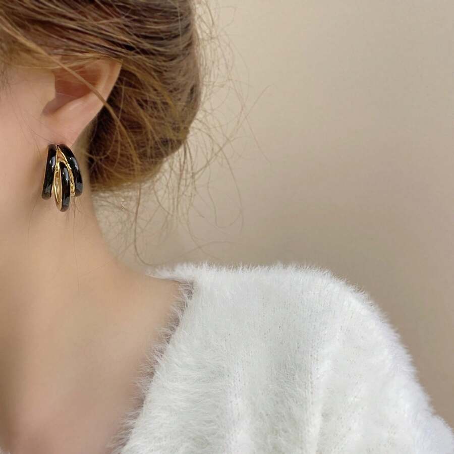 Multi-Layer C-Shaped Hoop Earrings
