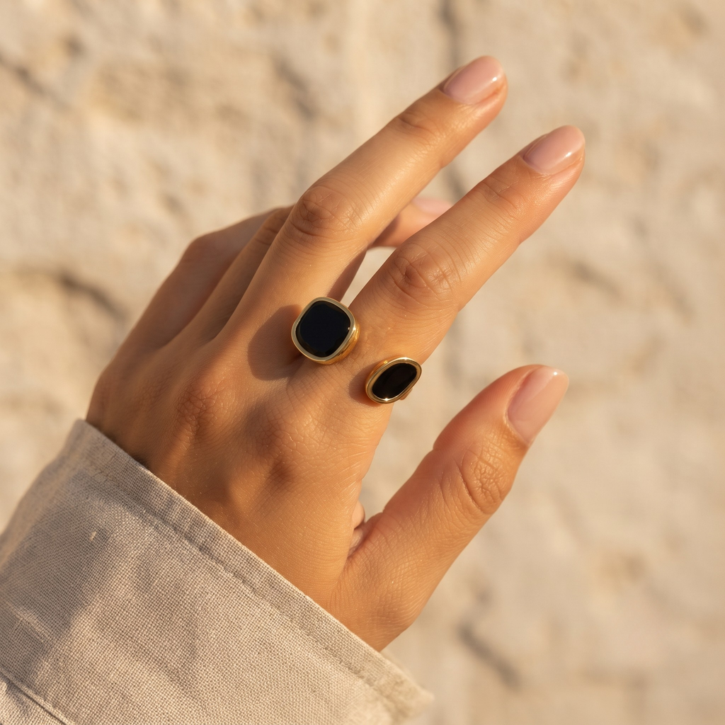Ivory Swirl adjustable ring