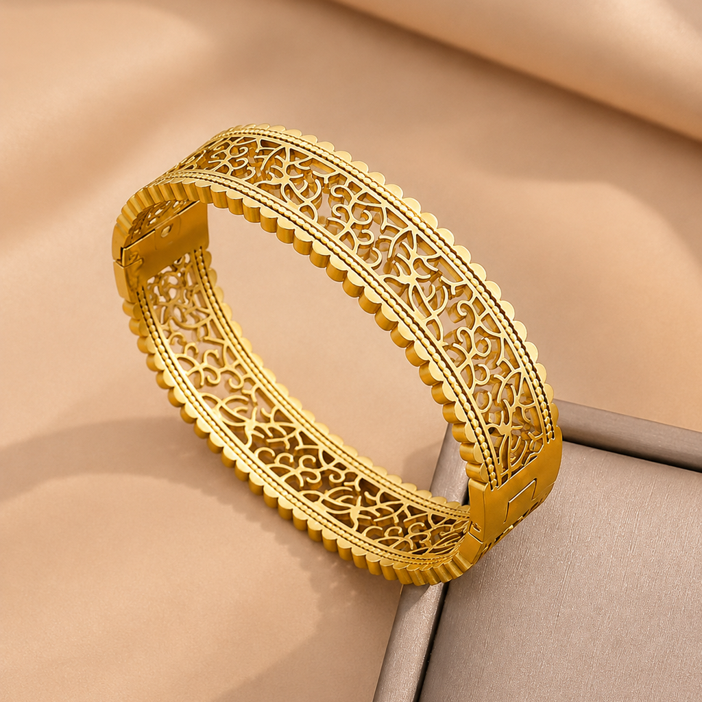 Elara Golden Handcuff Bracelet