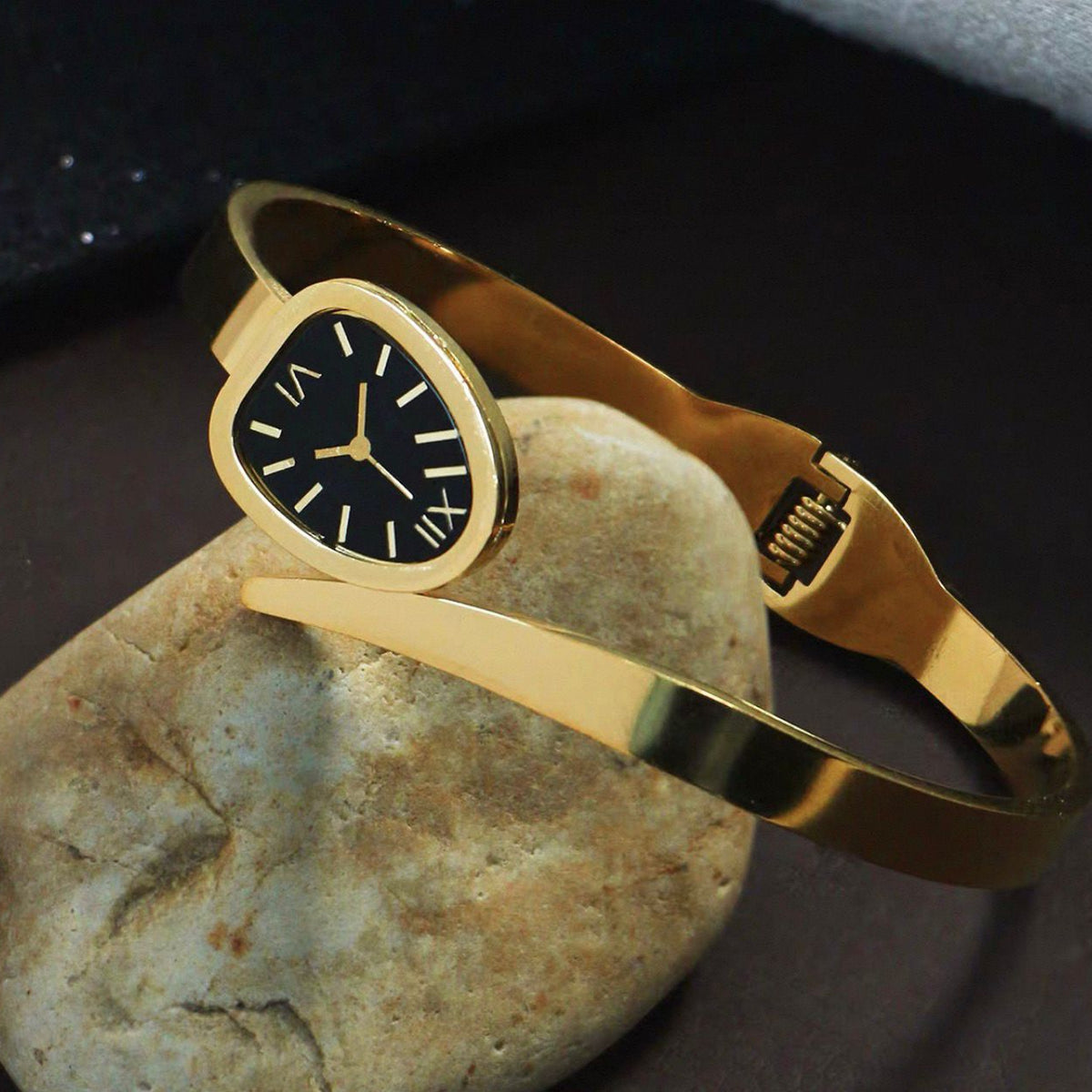 Unique Korean Style Kara