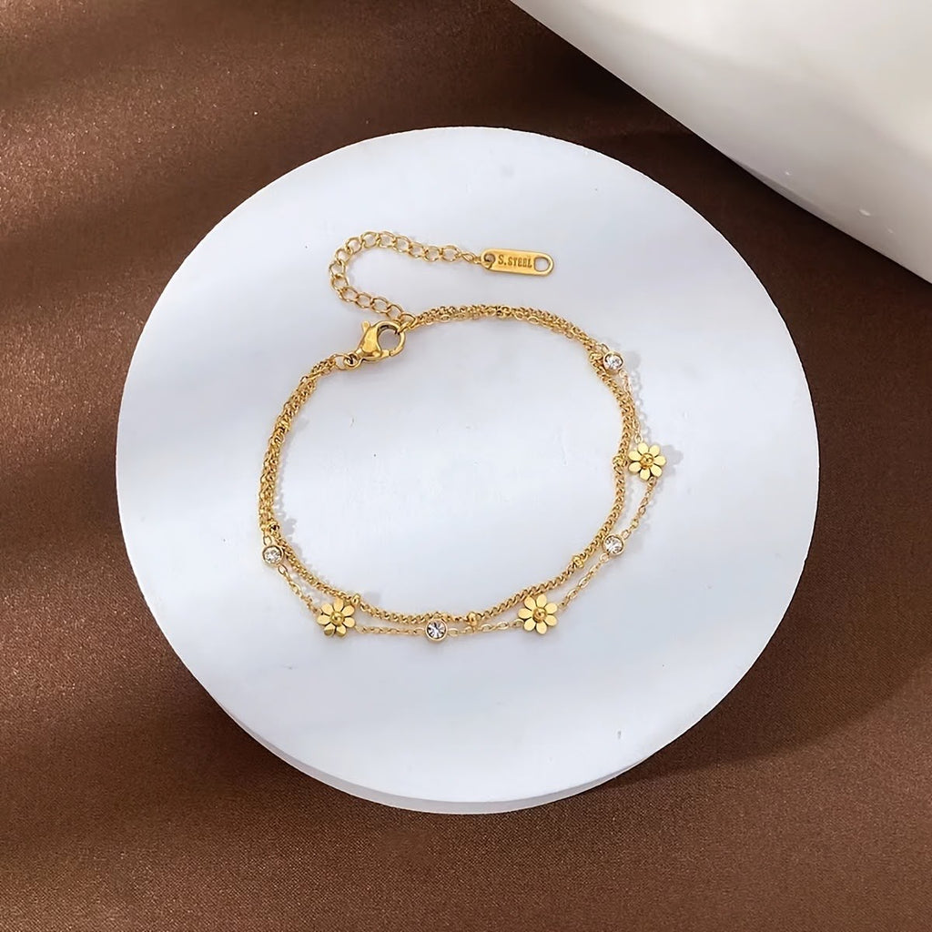 Elegant And Cute Gold Flower Charm Bracelet