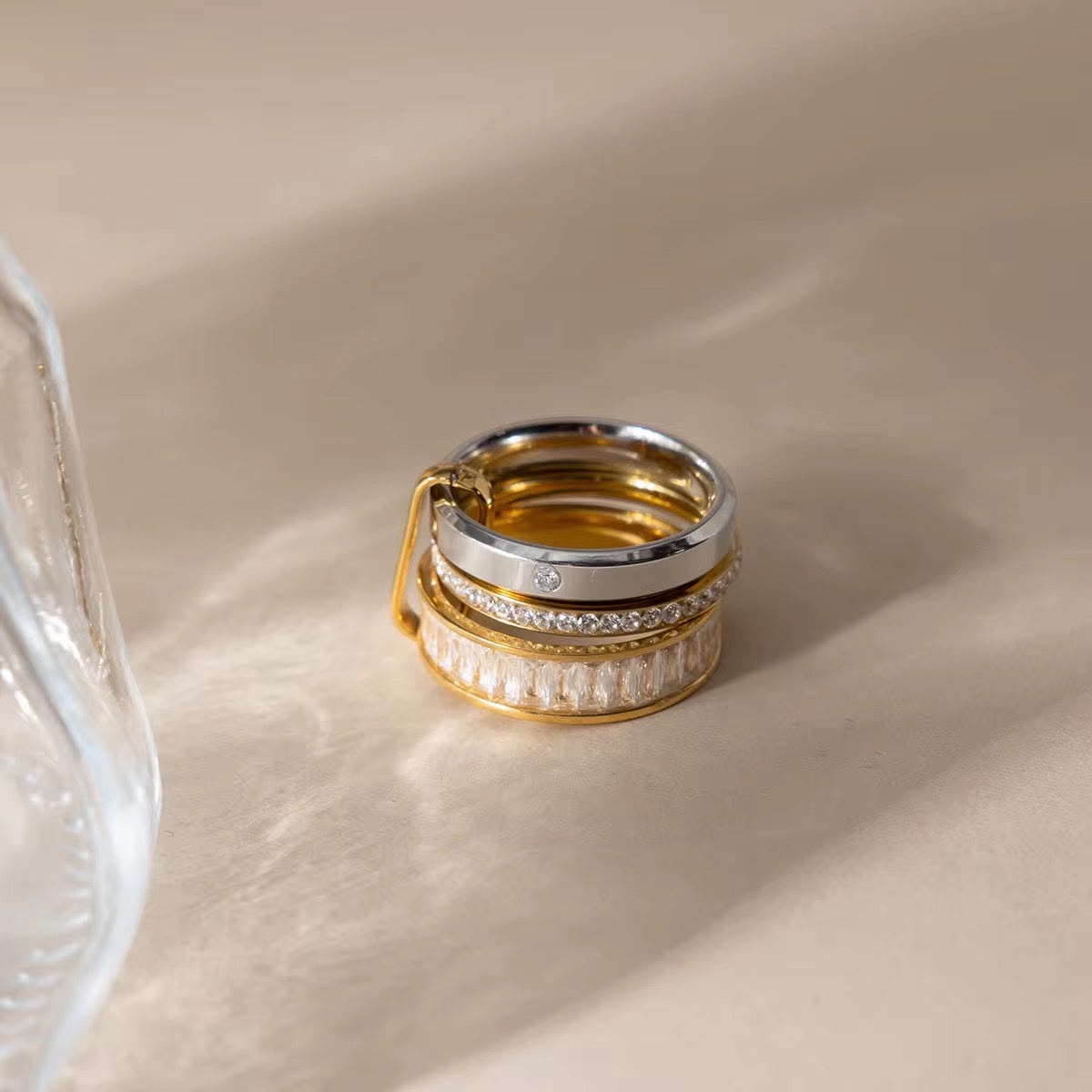 Kendra Emerald Luxe Rings