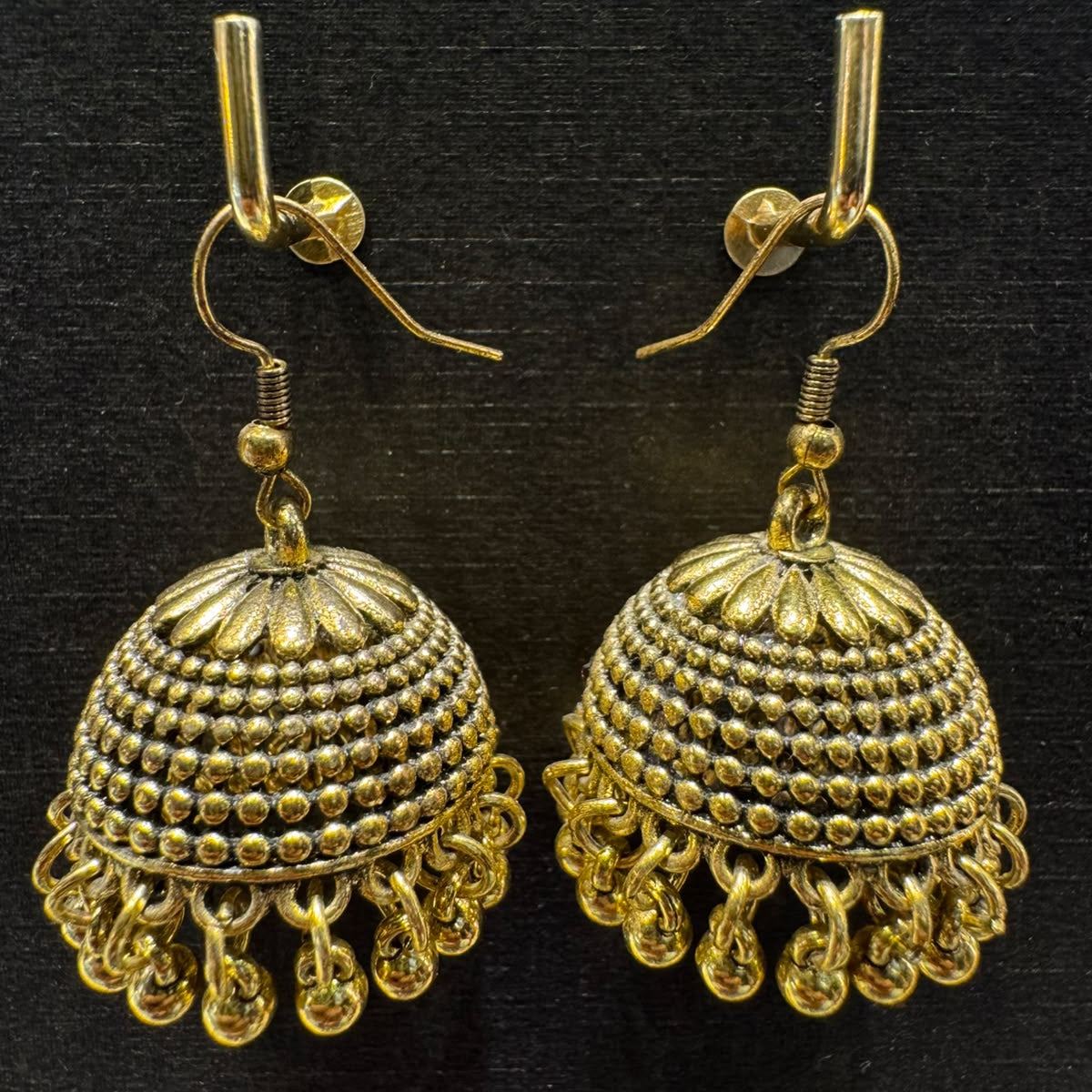Exquisite Palace Pattern Jhumkas